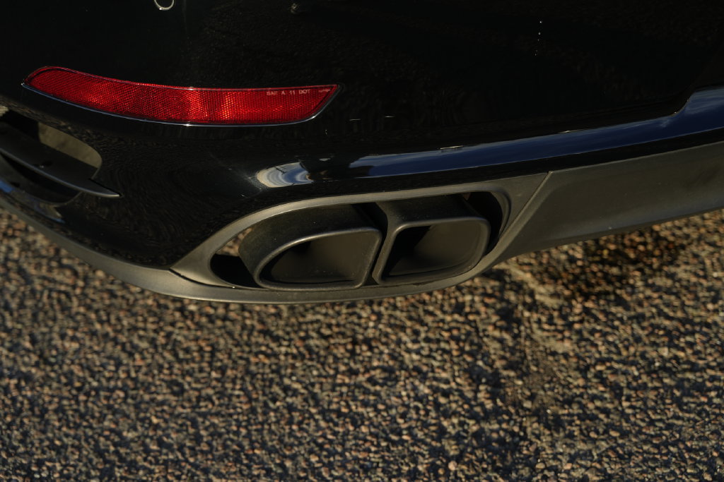 Used 2014 Porsche 911 Turbo S AWD/4WD image 28
