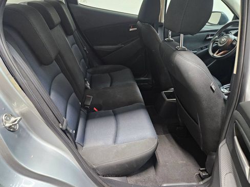 Used 2019 Toyota Yaris LE FWD image 17