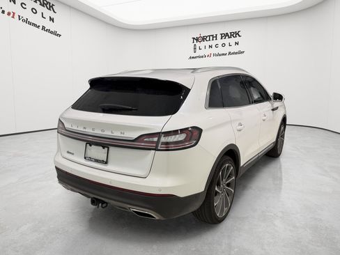 Used 2023 Lincoln Nautilus Reserve w/ Equipment Group 202A AWD/4WD image 5