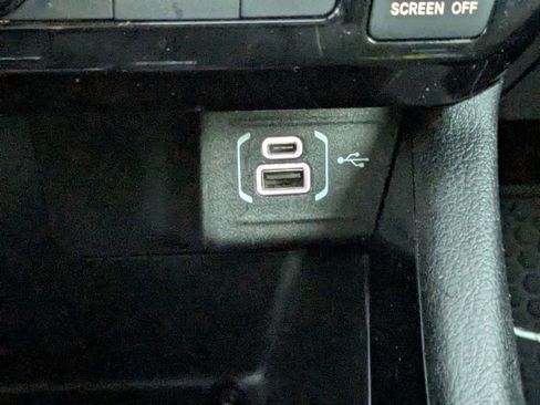 Used 2025 Jeep Compass Trailhawk w/ Trailhawk Elite Group image 23