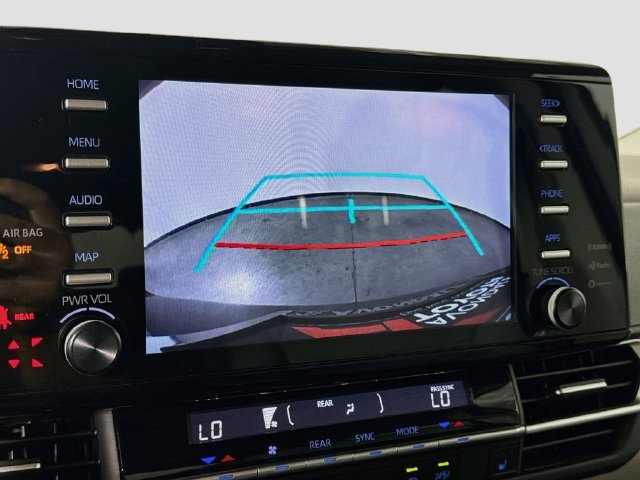 Certified 2024 Toyota Sienna XLE FWD image 15