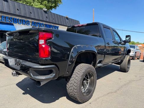 Used 2021 Chevrolet Silverado 2500 LTZ w/ Carhartt Edition AWD/4WD image 2