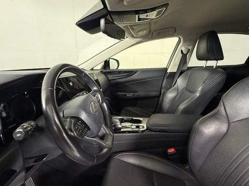 Used 2023 Lexus NX 250 FWD w/ Towing Package (2000 Lbs) image 16