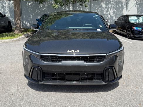 Used 2025 Kia K4 EX w/ GT-Line Sunroof Package FWD image 2