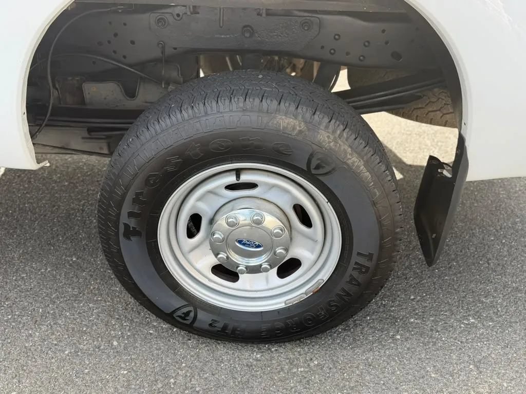 Used 2016 Ford F250 XL w/ Power Equipment Group AWD/4WD image 14