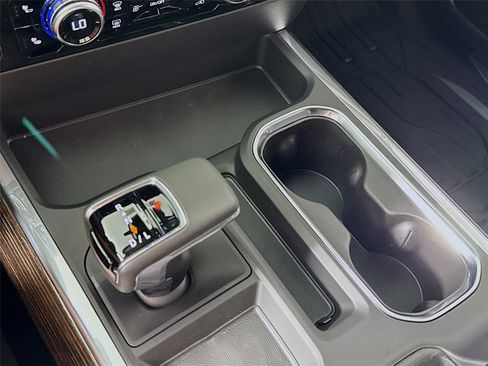 New 2026 GMC Sierra 1500 Elevation AWD/4WD image 11