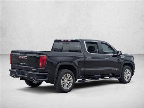 Used 2026 GMC Sierra 1500 Denali w/ Technology Package image 5