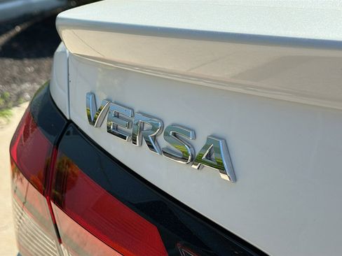 Certified 2025 Nissan Versa SR w/ Trunk Package FWD image 9