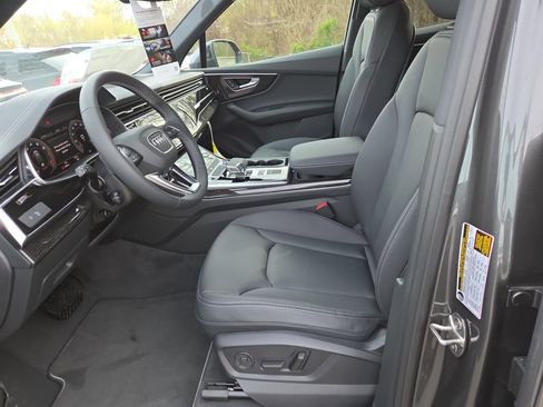 New 2026 Audi Q7 Premium image 4