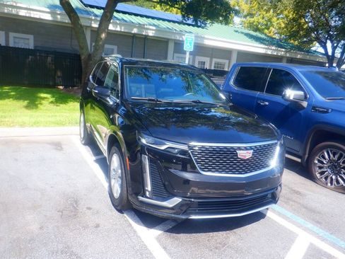 Used 2024 Cadillac XT6 Luxury w/ LPO, Floor Liner Package AWD/4WD image 23