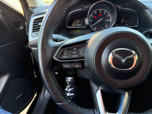 Used 2018 MAZDA MAZDA3 Grand Touring FWD image 26