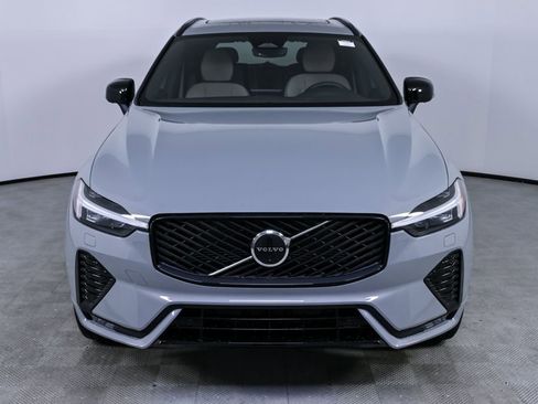 New 2026 Volvo XC60 B5 Plus w/ Protection Package Premier AWD/4WD image 33