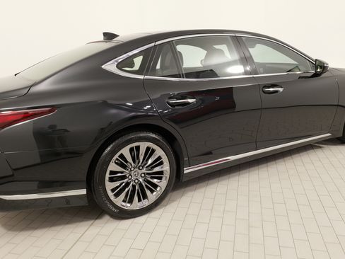Used 2021 Lexus LS 500 AWD w/ Interior Upgrade Package image 11