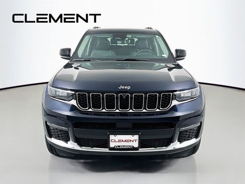 Used 2023 Jeep Grand Cherokee L Limited w/ Luxury Tech Group II AWD/4WD image 3