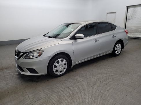 Used 2017 Nissan Sentra S image 2