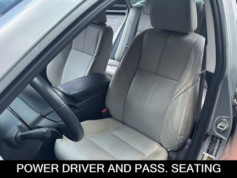 Used 2018 Toyota Avalon XLE FWD image 5