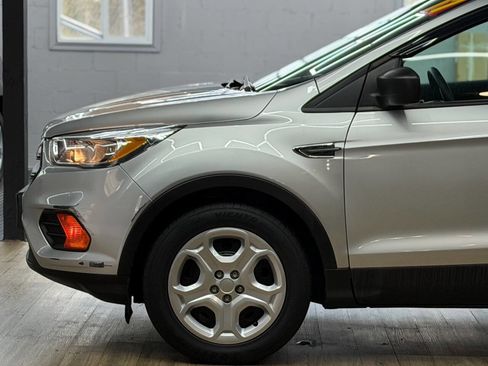 Used 2017 Ford Escape S image 5