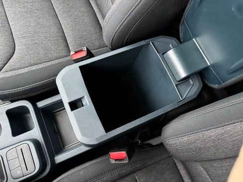 Certified 2024 Ford Maverick XLT w/ XLT Luxury Package image 18