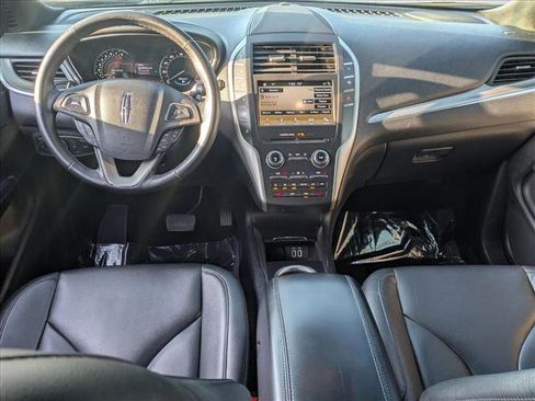 Used 2018 Lincoln MKC Premiere FWD image 16