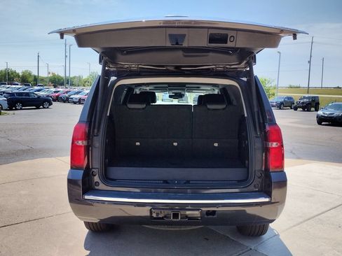 Used 2018 Chevrolet Tahoe Premier AWD/4WD image 18