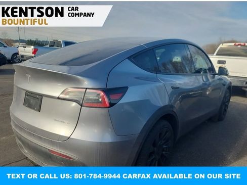 Used 2025 Tesla Model Y Long Range image 3