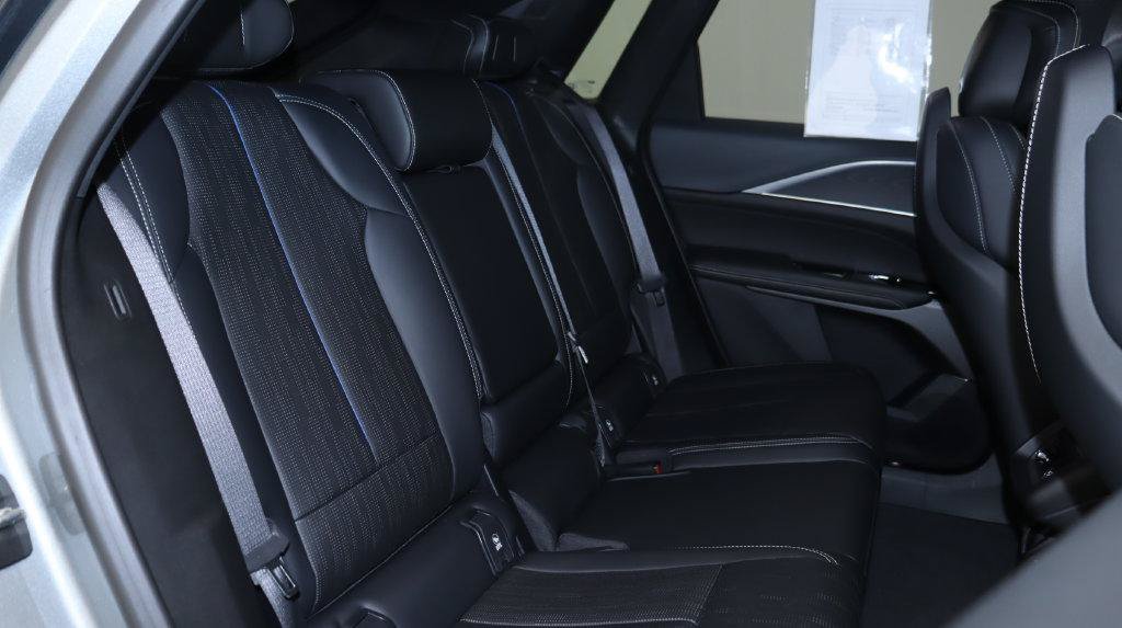 Certified 2024 Cadillac Lyriq Sport AWD/4WD image 28