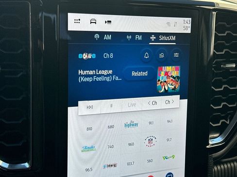 Used 2024 Ford Ranger XLT w/ FX4 Off-Road Package image 21