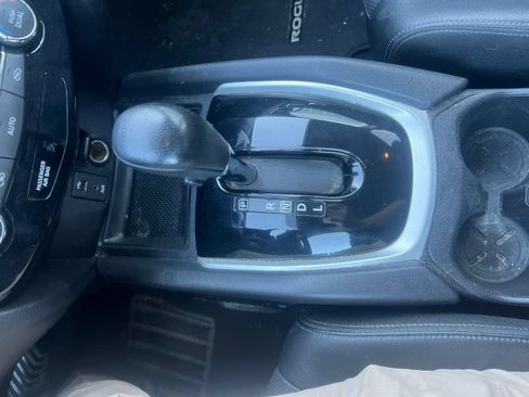 Used 2016 Nissan Rogue SL w/ SL Premium Package AWD/4WD image 13