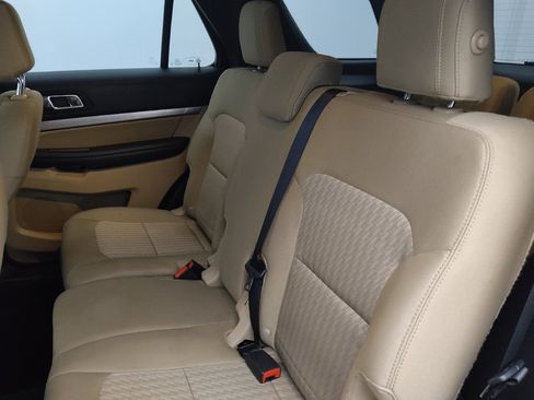 Used 2016 Ford Explorer 4WD image 18