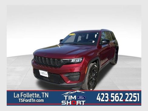 Used 2025 Jeep Grand Cherokee Altitude AWD/4WD image 1