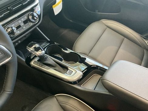 New 2026 Buick Envista Sport Touring w/ Studio Series FWD image 9