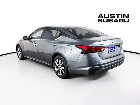Used 2022 Nissan Altima 2.5 S image 5