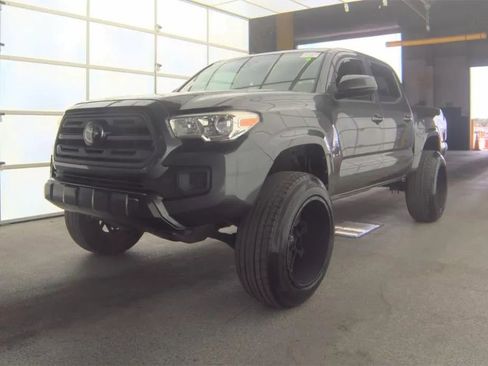 Used 2018 Toyota Tacoma SR w/ SR Convenience Package RWD image 1