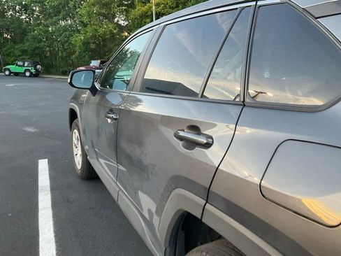 Used 2024 Toyota RAV4 LE image 9