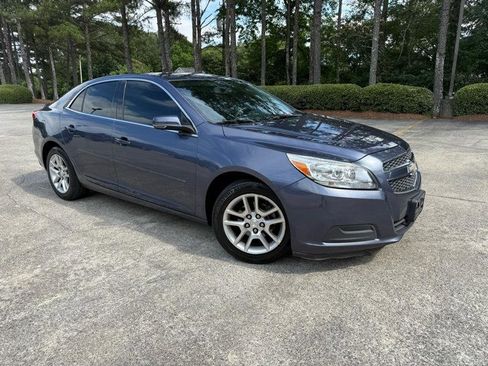 Used 2013 Chevrolet Malibu LT w/ Power Convenience Package FWD image 2