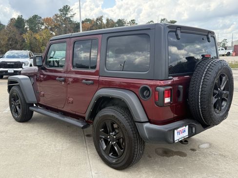 Used 2021 Jeep Wrangler Unlimited Sport image 7