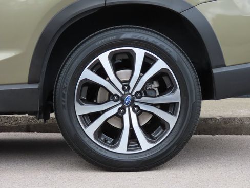 Used 2024 Subaru Forester Limited AWD/4WD image 15