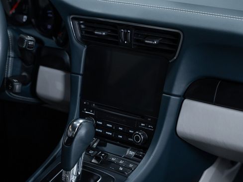 Used 2019 Porsche 911 Carrera GTS image 57