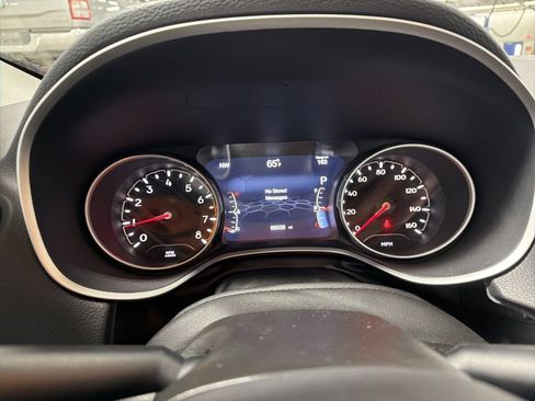 Used 2019 Jeep Compass Limited AWD/4WD image 18