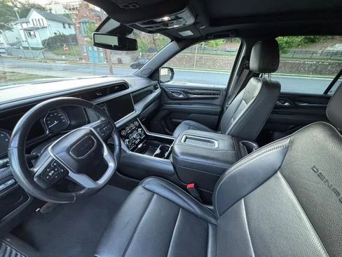 Used 2021 GMC Yukon Denali image 10