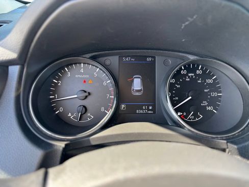 Used 2019 Nissan Rogue SV AWD/4WD image 15