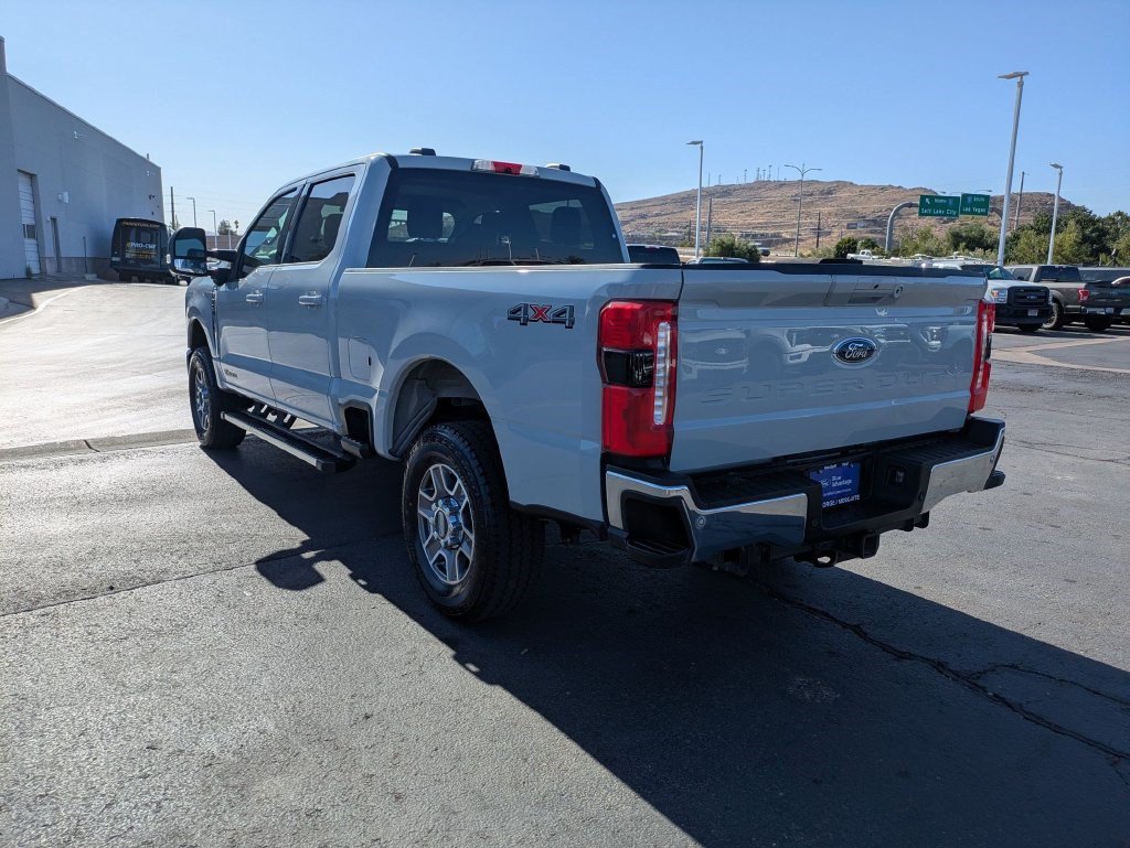 Used 2025 Ford F250 Lariat AWD/4WD image 5
