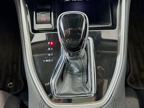 Used 2025 Subaru Outback Premium image 24