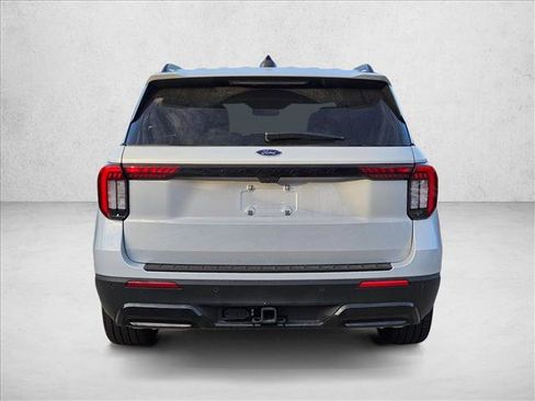 New 2026 Ford Explorer ST-Line RWD image 8