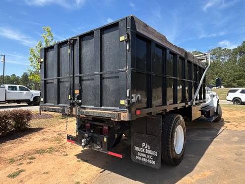 Used 2022 Ford F650 2WD Crew Cab Super Duty image 50