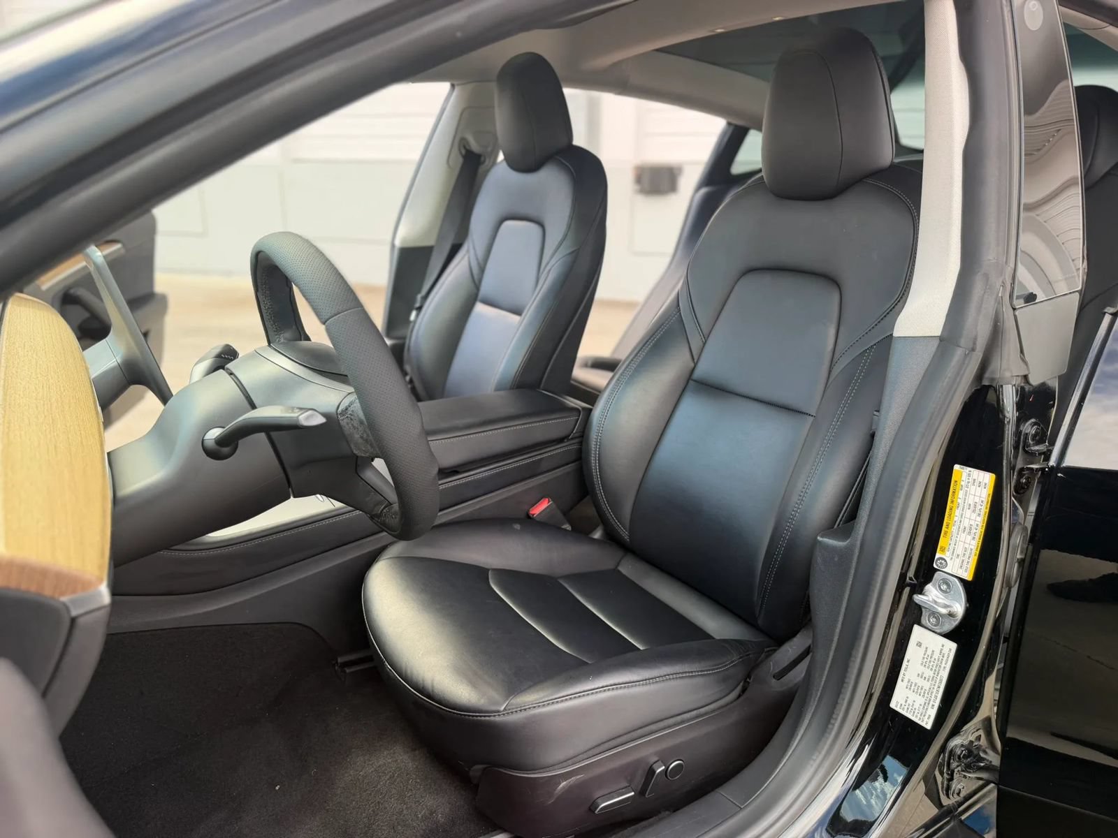 Used 2022 Tesla Model 3 Long Range AWD/4WD image 17