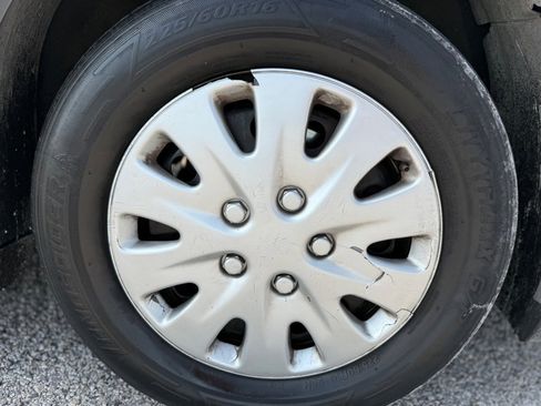 Used 2001 Chevrolet Monte Carlo LS image 18