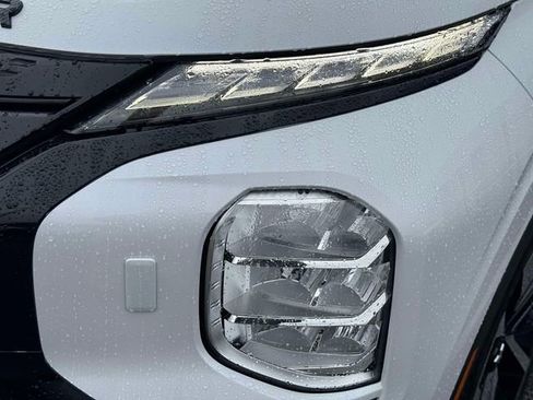 Used 2022 Mitsubishi Outlander ES image 12