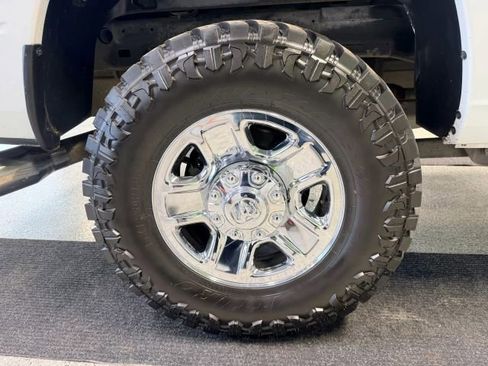 Used 2015 RAM 2500 Tradesman w/ Chrome Appearance Group image 18