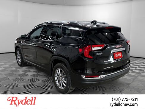 Used 2024 GMC Terrain SLT w/ Tech Package AWD/4WD image 3